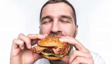 officilab-posts-confira-dicas-para-combater-a-compulsao-alimentar-confira-dicas-para-combater-a-compulsao-alimentar