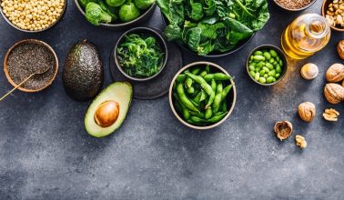 O que você precisa saber para começar uma dieta anti-inflamatória (Officilab)